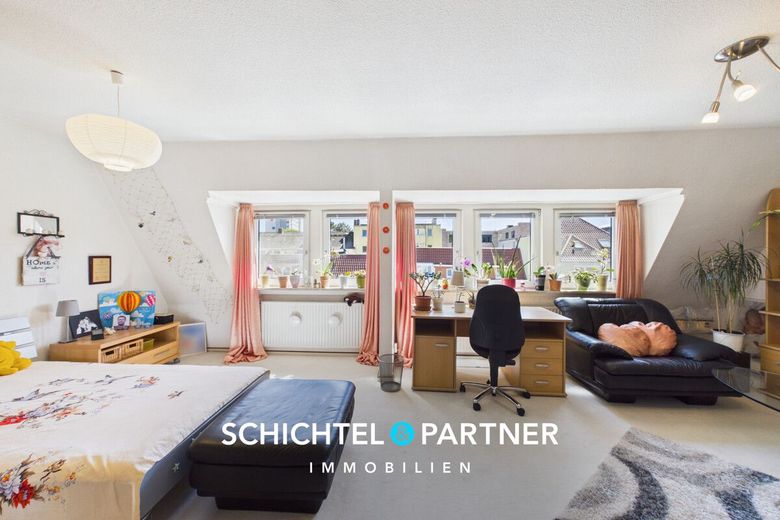 Mitte | Bezugsfrei: Stadtvilla mit 3-Einheiten oder als Einfamilienhaus – S&amp;P | Zimmer