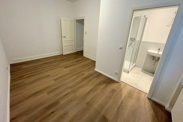 Renovierte 2-Zimmerwohnung in top Lage naher Berger Straße!
