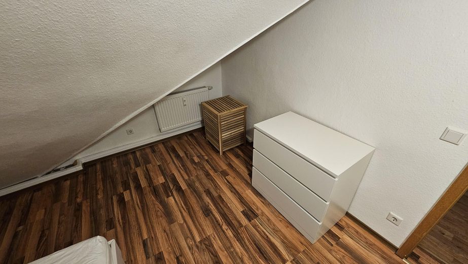7 m² Vollmöbliertes WG-Zimmer mit Pauschalmiete in zentraler Lage von Frohnhausen – Foto 3