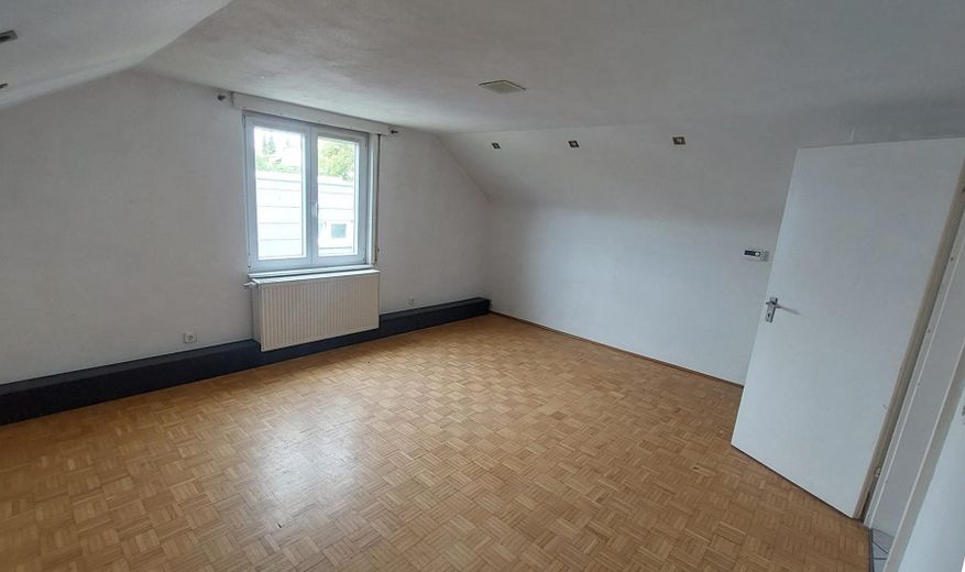 Provisionsfrei – 3 Fam Haus in Überlingen am See: Investitionsobjekt mit Potenzial – DG Wohnen 2