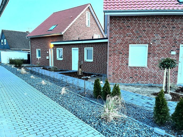 Haus 3 mit außen liegende HWR.