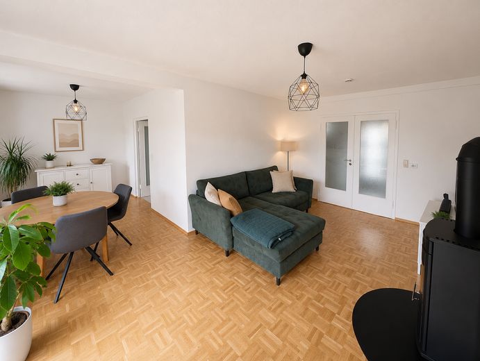 Sonniges Südhaus mit Garten provisionsfrei + bezugsfertig auf dem Harkortberg in Alt-Wetter – Wohnzimmer via Esszimmer_EG