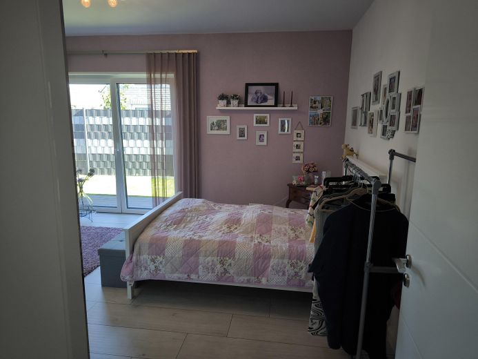 1 Schlafzimmer Zugang vom Flur