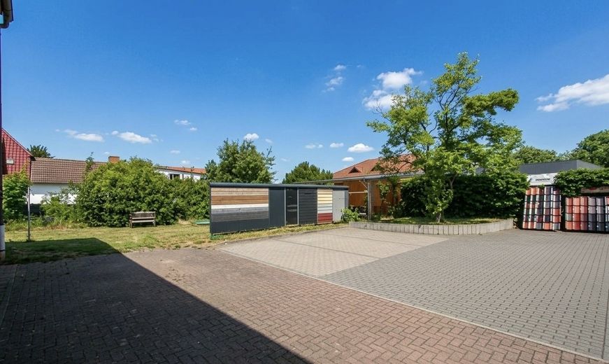 Dermbach, Wohnhs. + Gewerbe – Foto 9