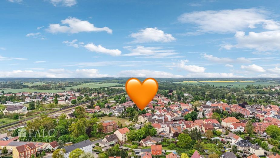Provisionsfrei. Gepflegtes Mehrfamilienhaus als solide Kapitalanlage! – Südwestansicht