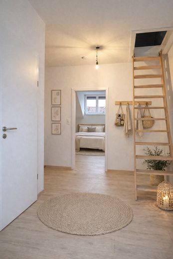 Zonder makelaarscourtage! Belegging (4,75% rendement) of eigen gebruik I Maisonnettewoning in Gartenberg – Wohndiele (Beispiel)