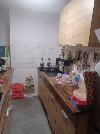 Helle 4 Zimmer Wohnung mit Balkon, ihr Sprung in ein neues Wohngefühl ! – Foto 15