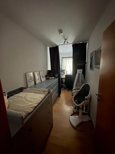 Appartamento di 90 m² con 3 locali, terrazza, cucina componibile e posto auto – Foto 10