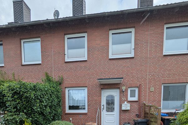 21629 Neu Wulmstorf'ta aile dostu orta sıra ev