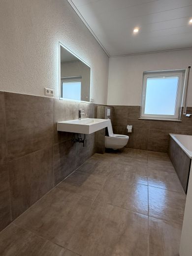 Modernisierte 4,5-Zimmer-Wohnung 126,5 m² mit Balkon in Römerberg - Mechtersheim – Foto 6