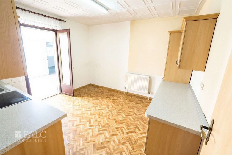 Familienhaus in Bexbach zu verkaufen! – Küche EG