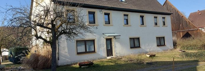 Hausansicht - Haupteingang