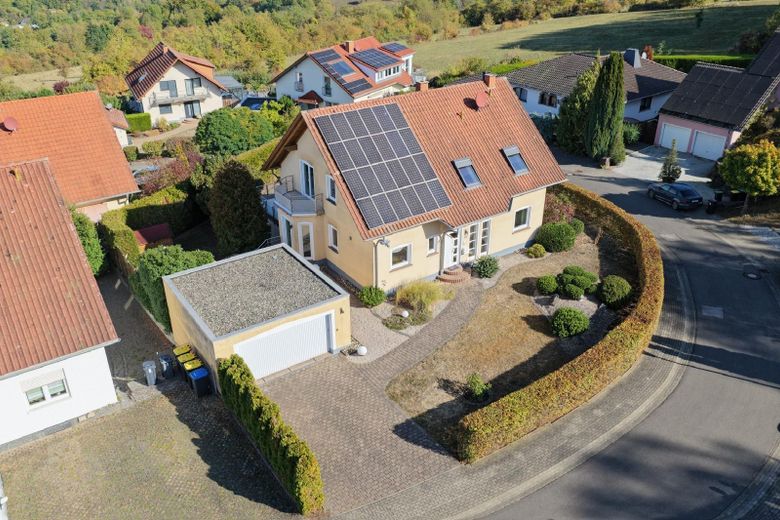 Großzügiges EFH mit sehr schöner ELW – Foto 8