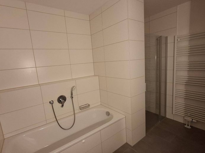 Ideaal voor stellen of kleine gezinnen: 3-kamerappartement – Ansicht III: Badezimmer