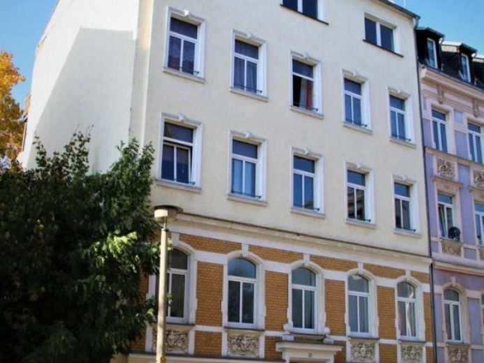 Objekt-Nr.: 10924 - vermietete 1-Zimmer-ETW im 1.OG mit Wanne, Balkon und 2 Abstellräumen zentrumsnah in Plauen – Foto 1