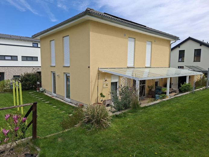 -Senza provvigione- Moderna villa urbana con garage a Bad Schwalbach – Garten obere Ebene