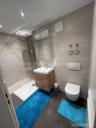 27328 HomeCompany Dresden Möbliert/Furnished 3-Zimmer-Wohnung in Dresden-Blasewitz mit 2 Balkonen max. 4 Personen – 2aeea27ea869614f263d530950b917829910a65f.jpg