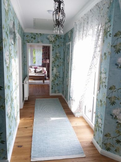 Luxuriöses englisches Landhaus, provisionsfrei – Flur OG, Blick zum Büro