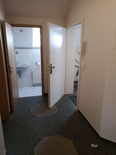 Bright office premises in a quiet location in 13467 Berlin-Hermsdorf – Flur