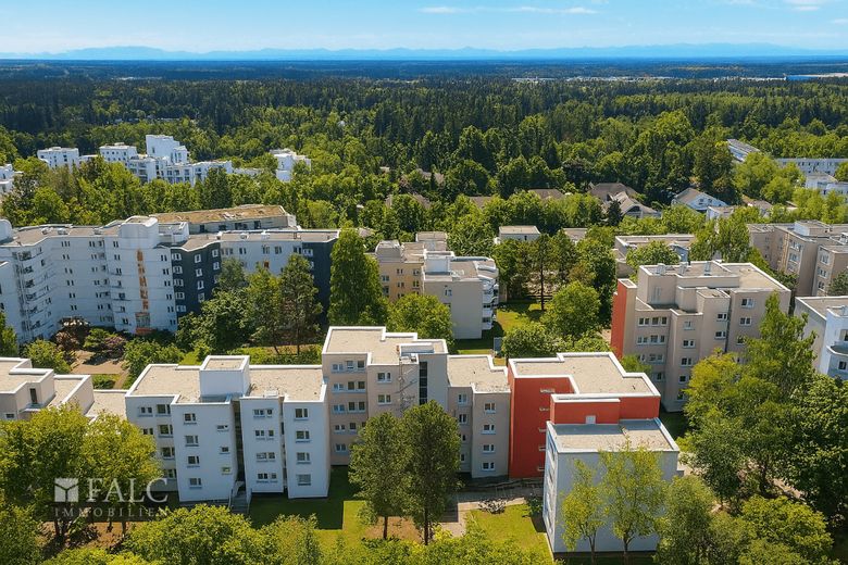 Attraktive Kapitalanlage: Vermietete Wohnung in modernisiertem Wohnensemble – Außenaufnahme