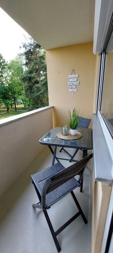 Modern möbliertes Apartment / befristet / Ingolstadt Unterhaunstadt / ab 01.08. frei – Balkon