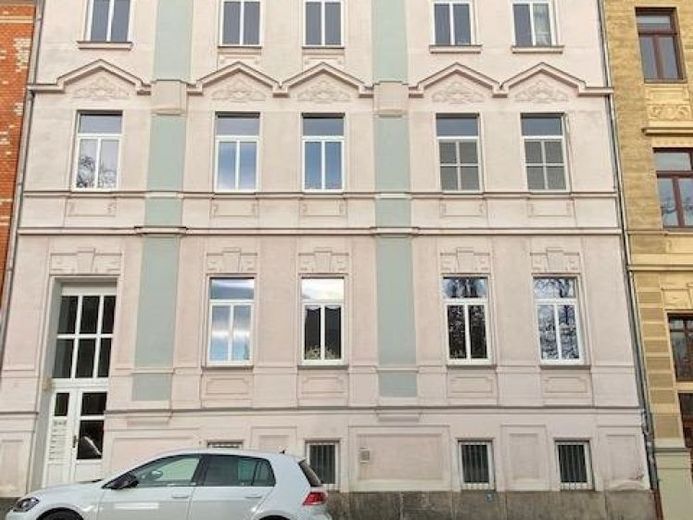 ++ Große 2 Raum mit Balkon und EBK , Kleiner Kaufpreis ++ – Foto 1
