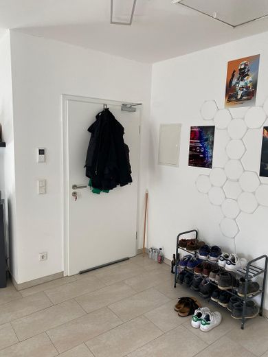 Eingang mit Garderobe