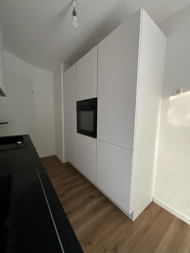 **SPRZEDAŻ PRYWATNA dom bliźniaczy / PIERWSZE ZASIEDLENIE po CAŁKOWITEJ RENOWACJI / nowa KUCHNIA NOBILIA / spokojna DZIELNICA MIESZKALNA** – Küche (EG)