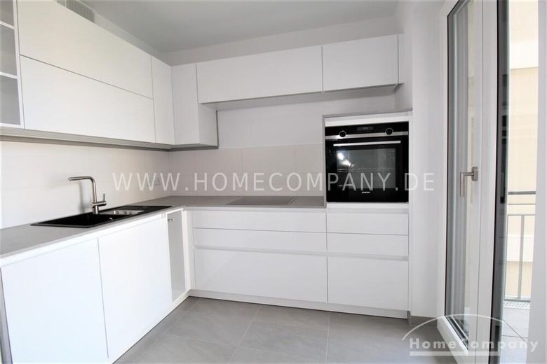 22416 HomeCompany Dresden Möbliert/Furnished 2-Zimmer Apartment mit Balkon in Dresden-Neustadt Max. 2 Personen – b178ba8178cbff1439dccfd0625f56805ef38460.jpg