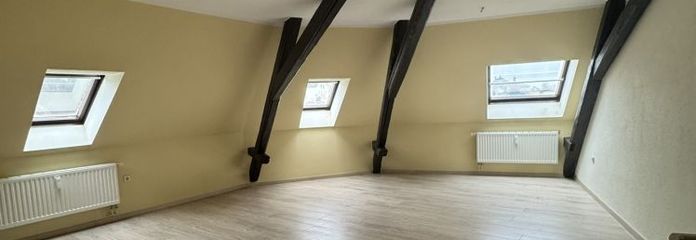 Apartamento en propiedad sin comisión, ático en Lengenfeld – inversión de capital o uso propio