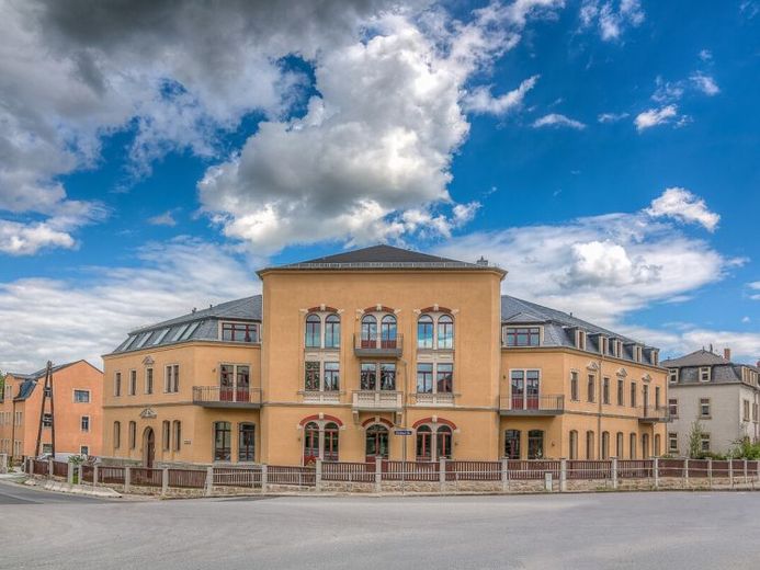 *Top Anlageobjekt - exklusive 3 Raum WE in Dresden*Balkon*
*kernsaniert*Stellplatz*
*provisionsfrei* – फोटो 1