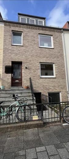 2-room apartment with balcony in the lively Findorff – Hausfassade