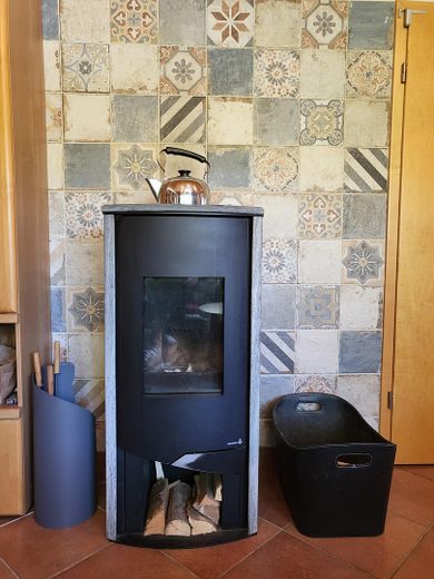Kaminofen im Wohnzimmer