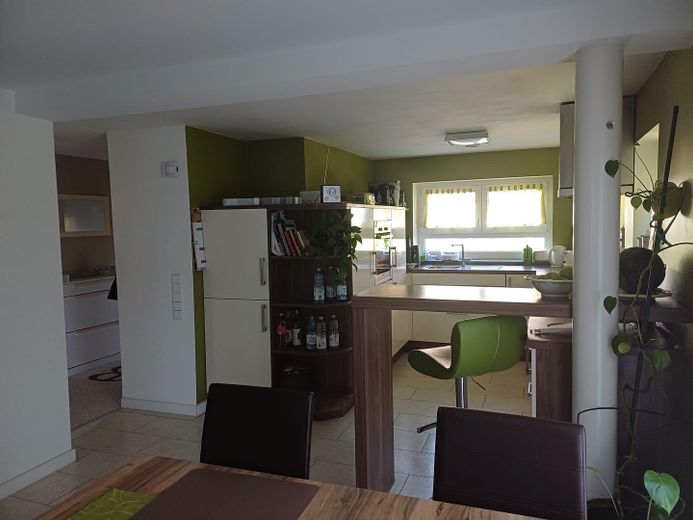 DHH in Gerlingen mit Energieffizienzklasse A+ mit PV-Anlage, Solar, Wärmepumpe und Klima – Foto 19