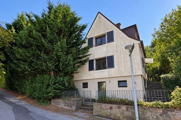 Wohnen im Grünen mit viel Raum für eigene Ideen in Essen-Kettwig