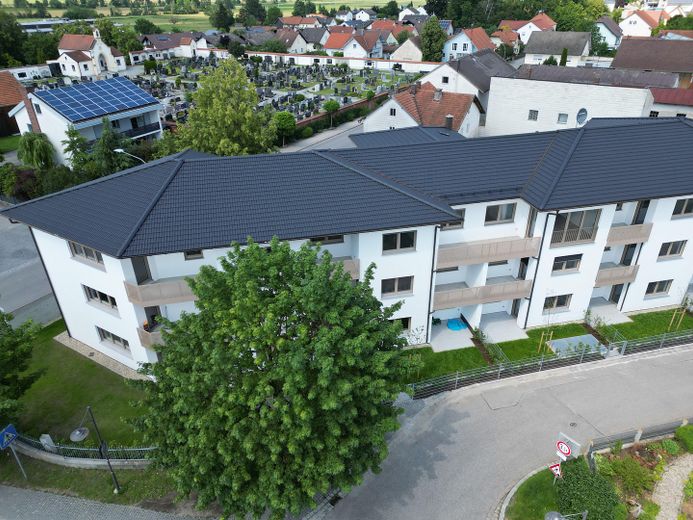 Neubau von 2024, 3-Zimmer-Wohnung mit 150 qm Garten,  Aufzug, TiGa, – Foto 9
