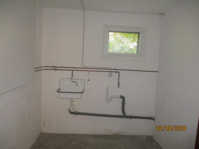 da privato senza agenzia: Üchtelhausen Birkenstr.9 – Kellerabteil