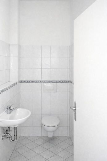 Vermietete Eigentumswohnung im beliebten Norden von Halle! – Gäste WC