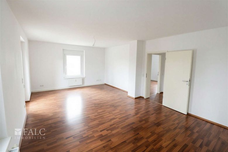 Sofort Verfügbar – Wohnzimmer