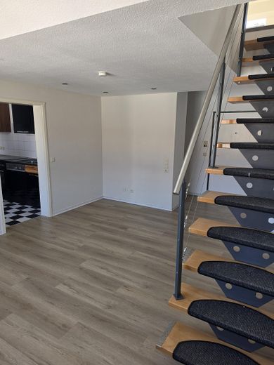Abitazione maisonette di 4 locali inondata di luce con vista panoramica – senza provvigione, da privato – Eingangsbereich (Esszimmer)
