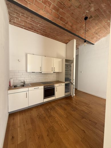 Historisches Loft in der Sternecker Brauerei | Für Singles, Paare oder als 3-Zimmer-WG geeignet – Küche leer