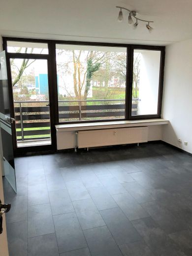 Wohnzimmer & Schlafbereich