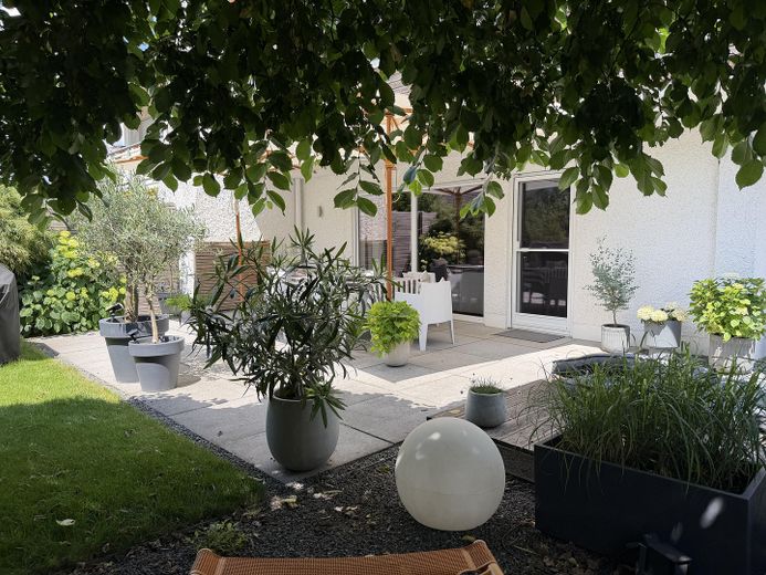 منزل يبهج منذ اللحظة الأولى... – große Terrasse zum Genießen