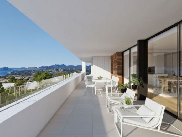 Luxusvilla mit 3 Schlafzimmern, 2 Bädern, 2 Gäste-WC, Untergeschoss, Klimaanlage, Fußbodenheizung, Privatpool und Meerblick – Foto 1