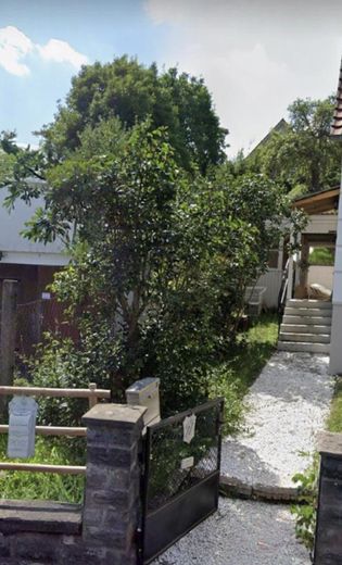 Eingang von der Straße