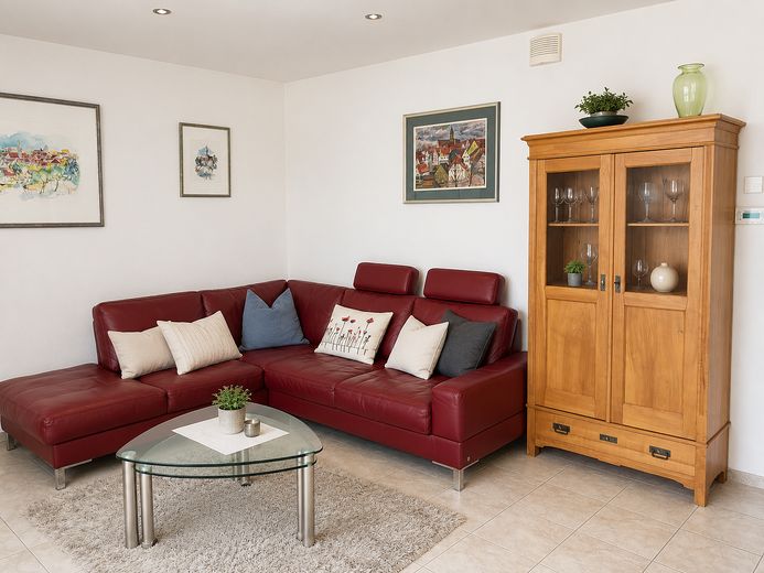 Zeitlose Eleganz trifft Wohnkomfort – Ihr neues Zuhause in Pfullendorf – Foto 3