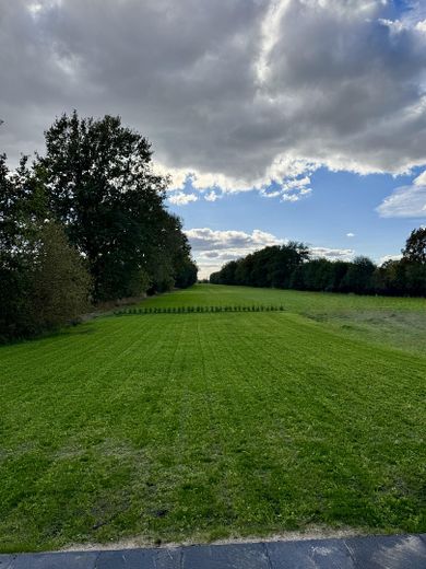 Zwillingsgrundstück nebenan