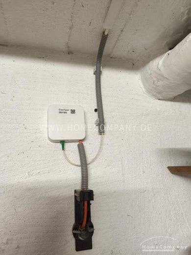 Rosbach-Rodheim AG8072766 – Eşyalı, tam donanımlı sıra evin köşe dairesi – 9bec41821406f4adbce721db9201e93e41aeb011.jpg