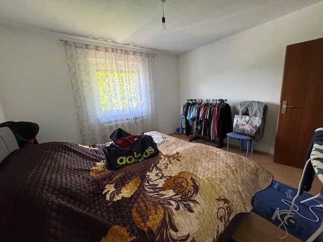 Schlafzimmer 1