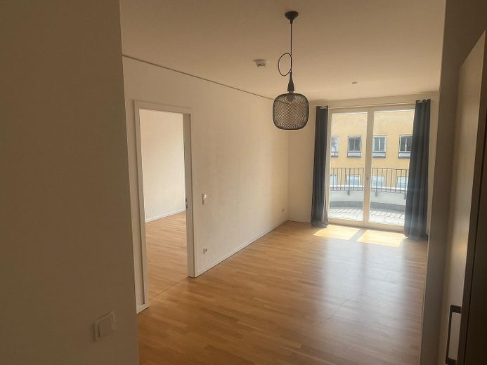 Rigaer Straße 67/ Friedrichshain: Süd-Ausrichtung, 5.OG, KfW-70 – Foto 2
